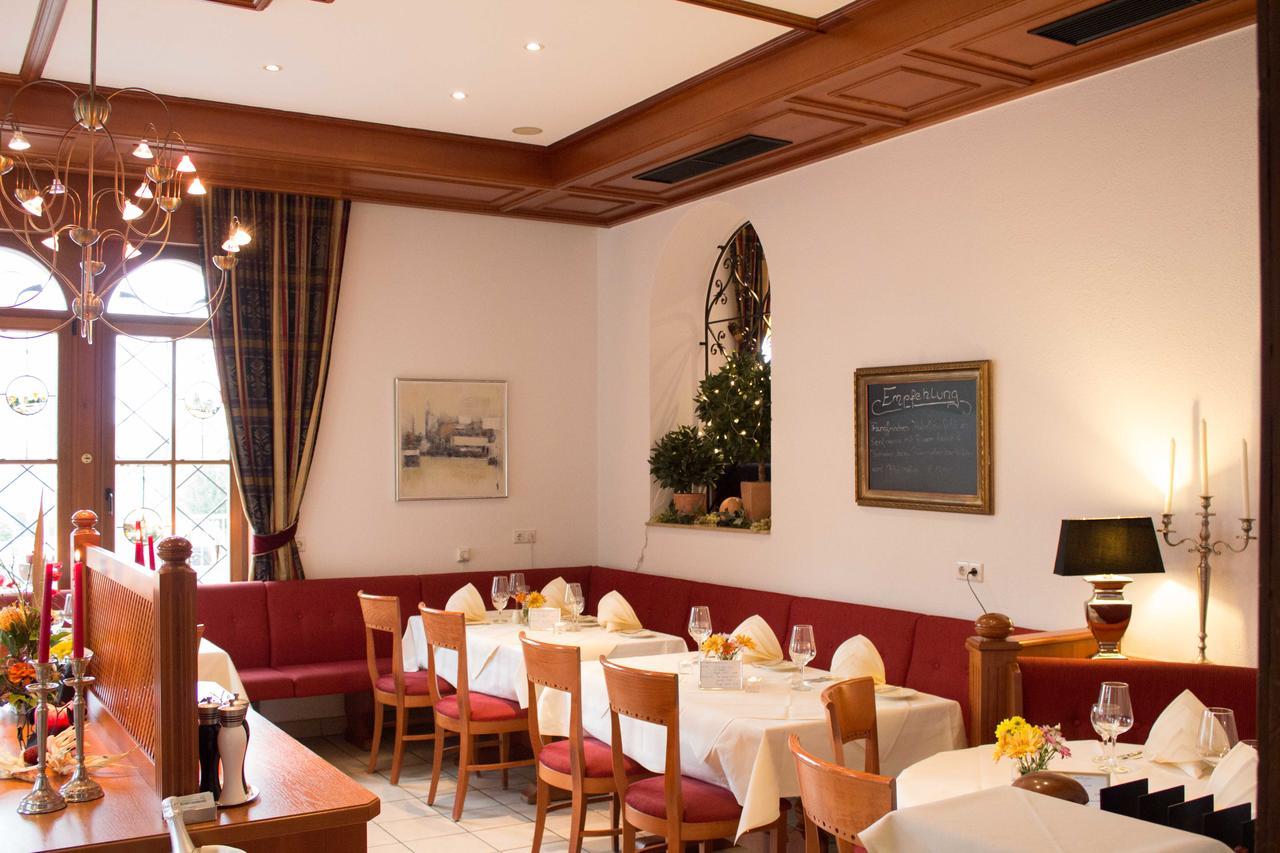 Hotel Schuetzenburg Burscheid Ngoại thất bức ảnh