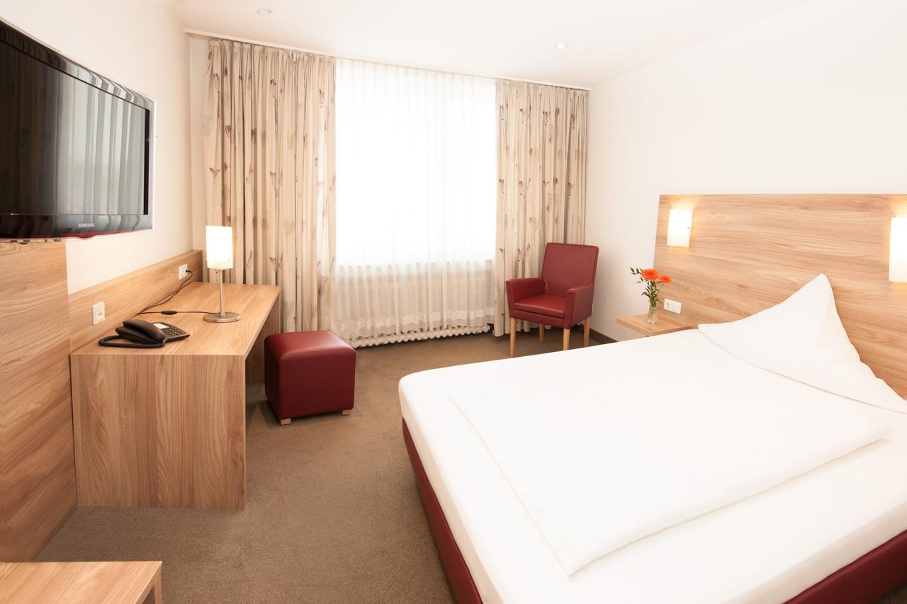 Hotel Schuetzenburg Burscheid Ngoại thất bức ảnh