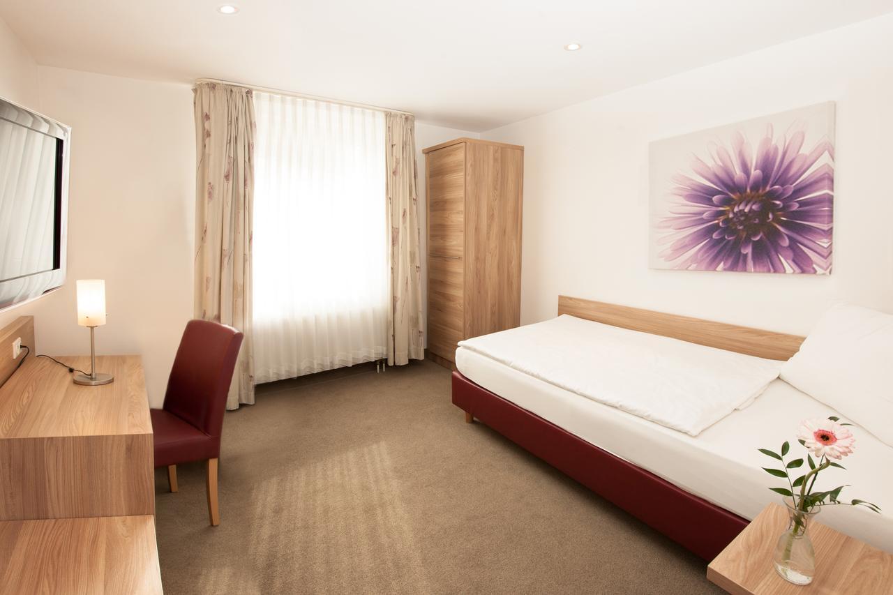 Hotel Schuetzenburg Burscheid Ngoại thất bức ảnh
